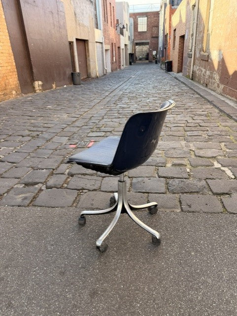 Osvaldo Borsani for Tecno Modus Chair in Dark Blue