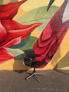 Charles & Ray Eames Aluminium Group Chair ICF