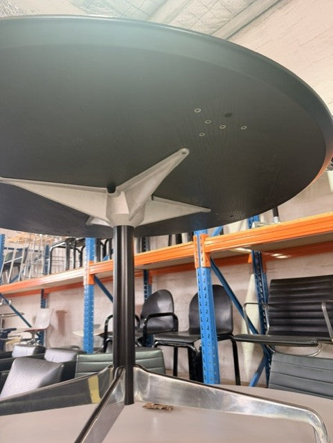 Herman Miller Eames Aluminum Group Table – 1200mm