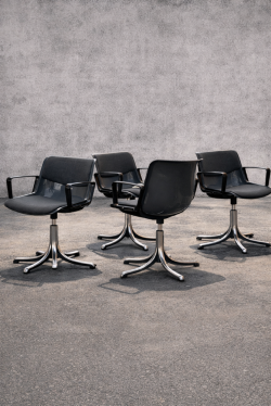 Tecno Modus Swivel Armchairs