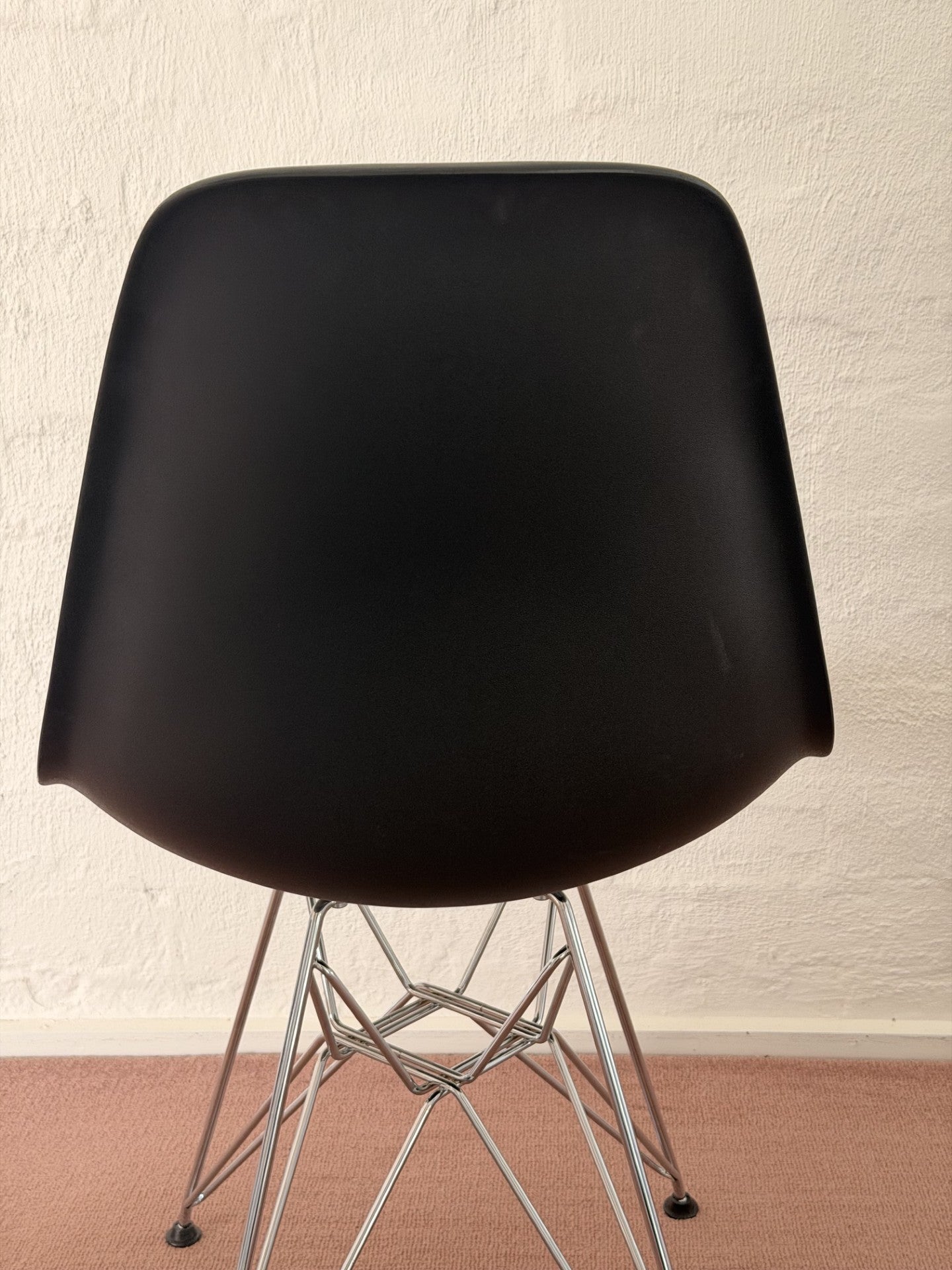 Herman Miller Eames DSR Dining Chairs