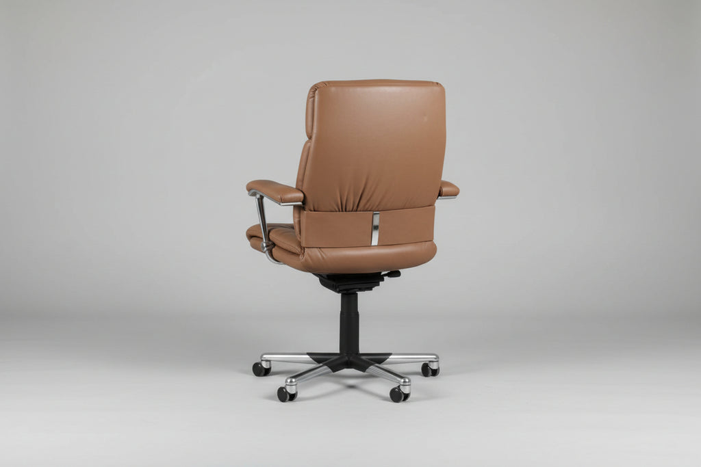 Executive chair designed by Mario Bellini & Dieter Thiel