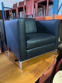 Original Walter Knoll Foster 500 Armchair