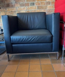 Original Walter Knoll Foster 500 Armchair