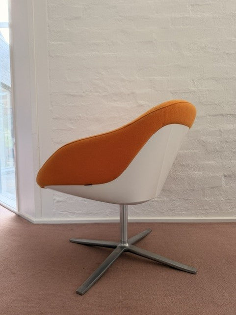 Original Walter Knoll Turtle Chair