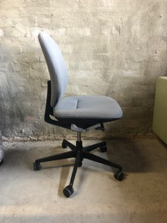 VITRA Meda Buddy Office Chair