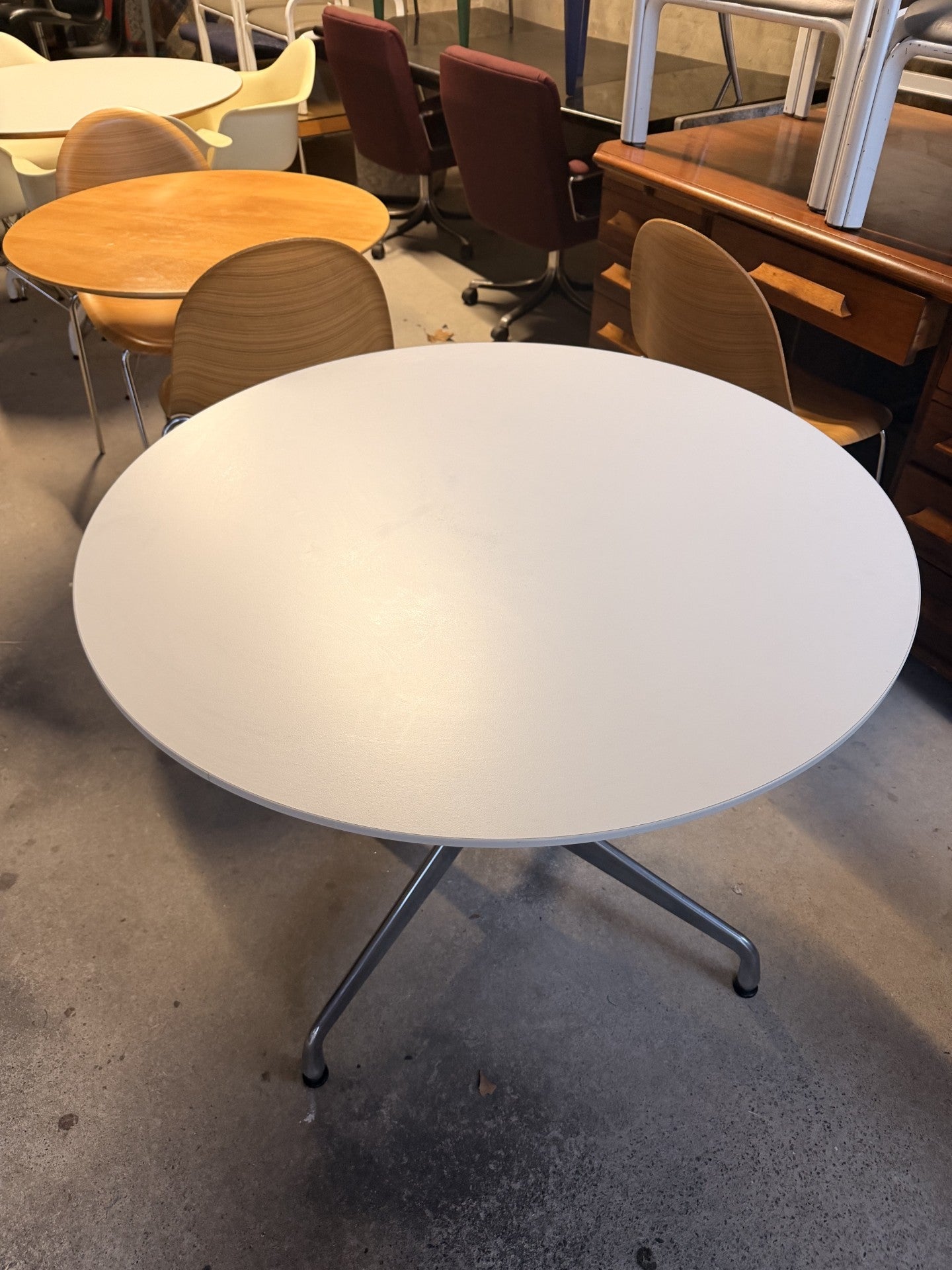 Original Herman Miller Eames Aluminum Group Pedestal Table