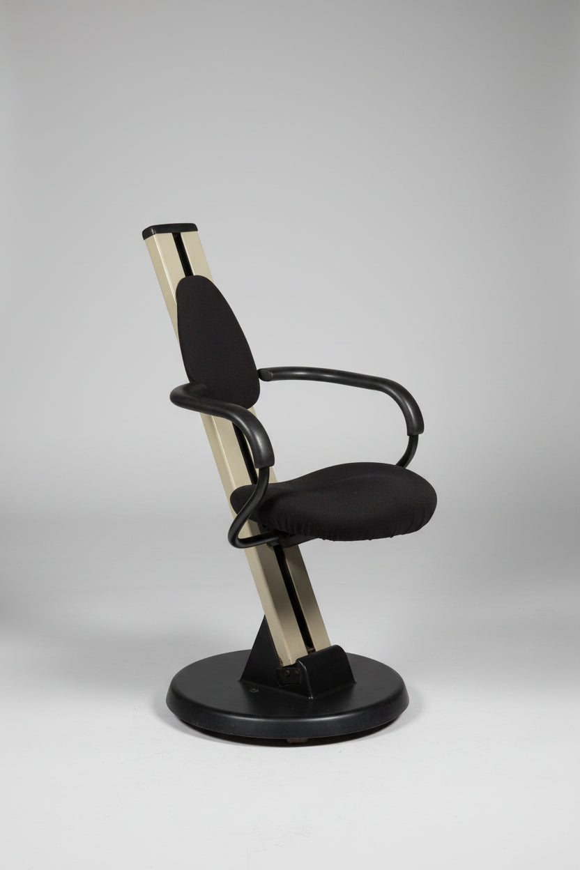 Highly Collectable Ergoform Workseat by Marek Kmicikiewicz