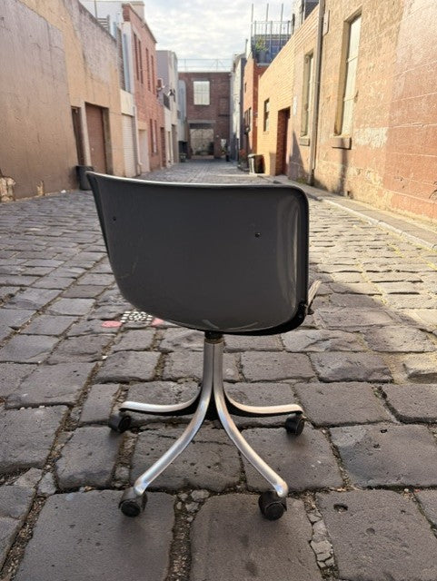 Osvaldo Borsani for Tecno Modus Chair in Grey