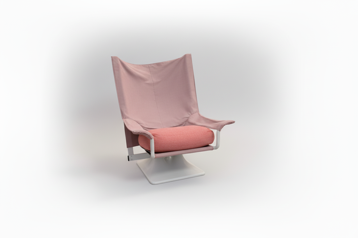 The AEO Chair was designed in 1971 by Paolo Deganello for Archizoom Associati and produced by Cassina