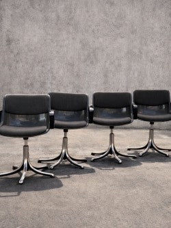 Tecno Modus Swivel Armchairs