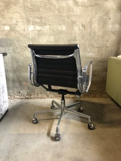 Original Eames Aluminum Group EA335 Task Chair