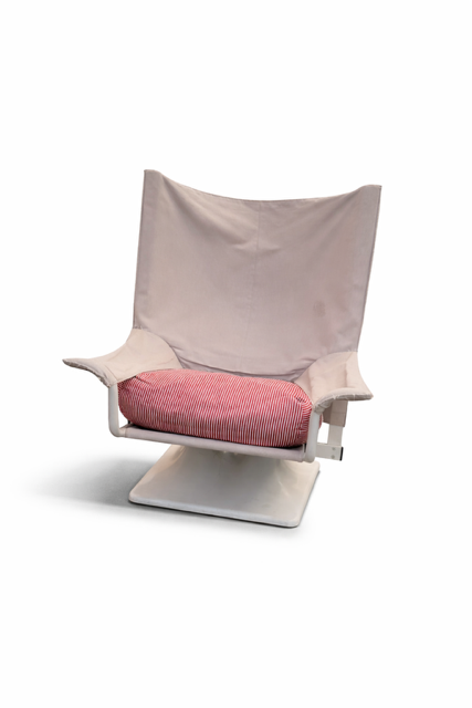 The AEO Chair was designed in 1971 by Paolo Deganello for Archizoom Associati and produced by Cassina