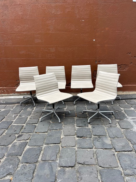 The Eames Aluminium Group Side Chair