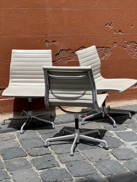 The Eames Aluminium Group Side Chair