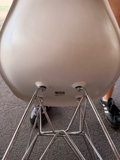 Eames Eiffel Chair in White