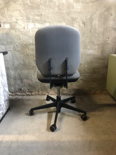 VITRA Meda Buddy Office Chair