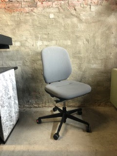 VITRA Meda Buddy Office Chair