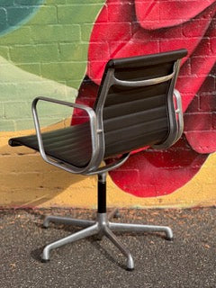 Charles & Ray Eames Aluminium Group Chair ICF