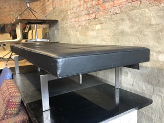 Classic Leather Gallery Bench - Le Corbusier Style