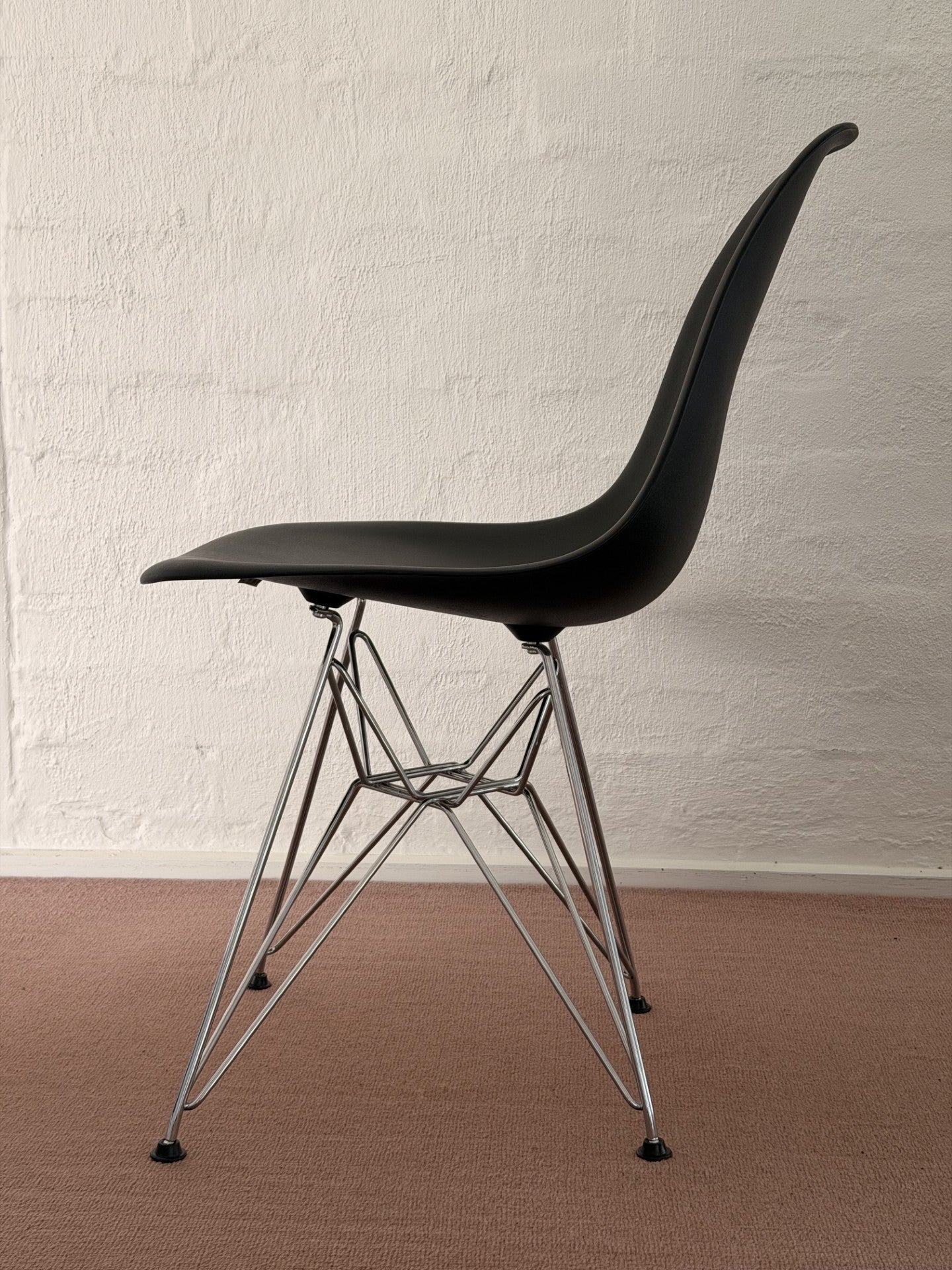 Herman Miller Eames DSR Dining Chairs