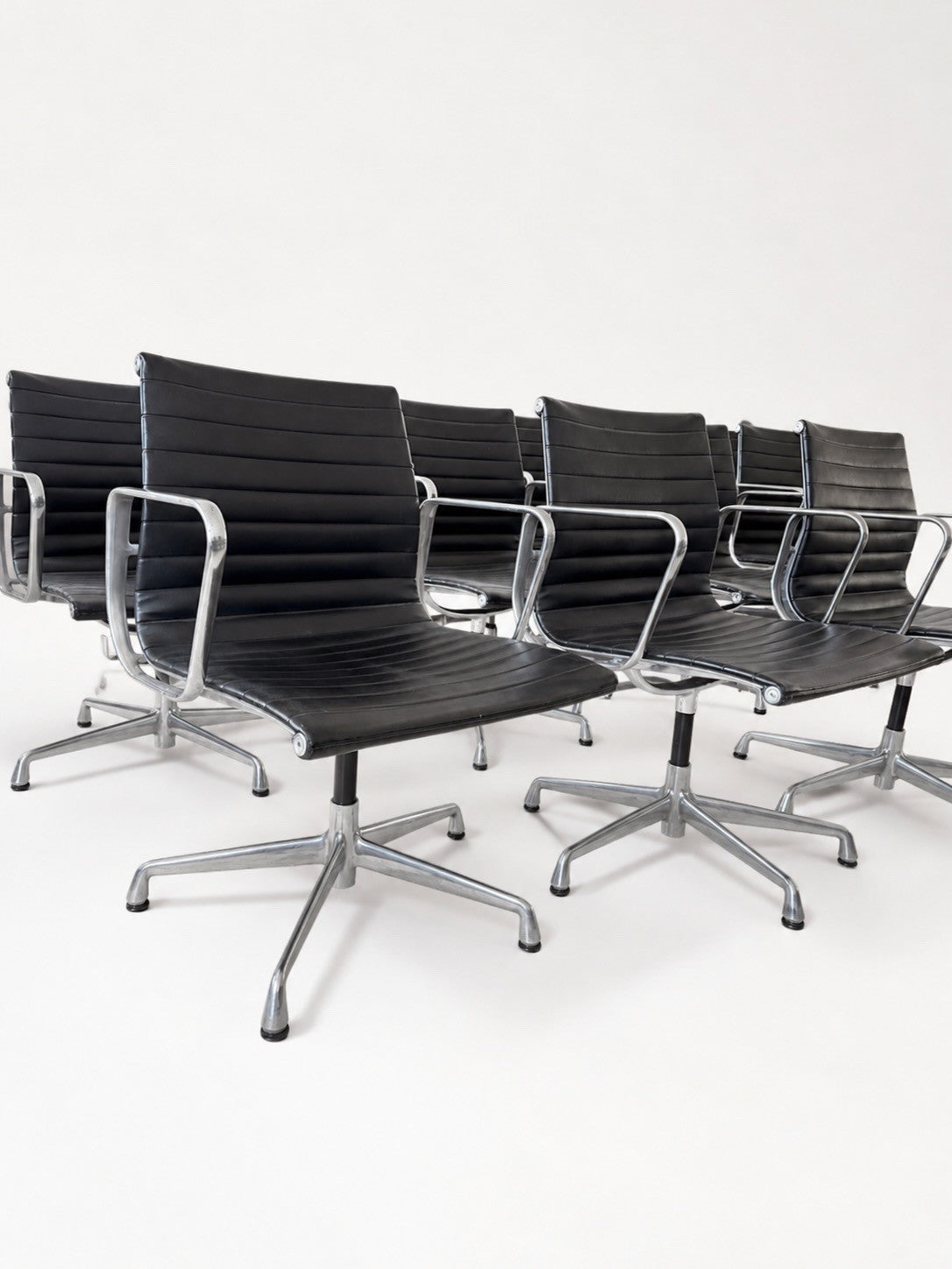 Herman Miller Aluminium Group Side Chair