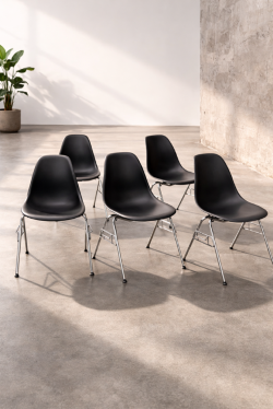 Original DDS Charles & Ray Eames Moulded Shell Chair