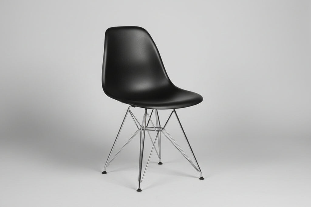 Eames Eiffel Chair in Black