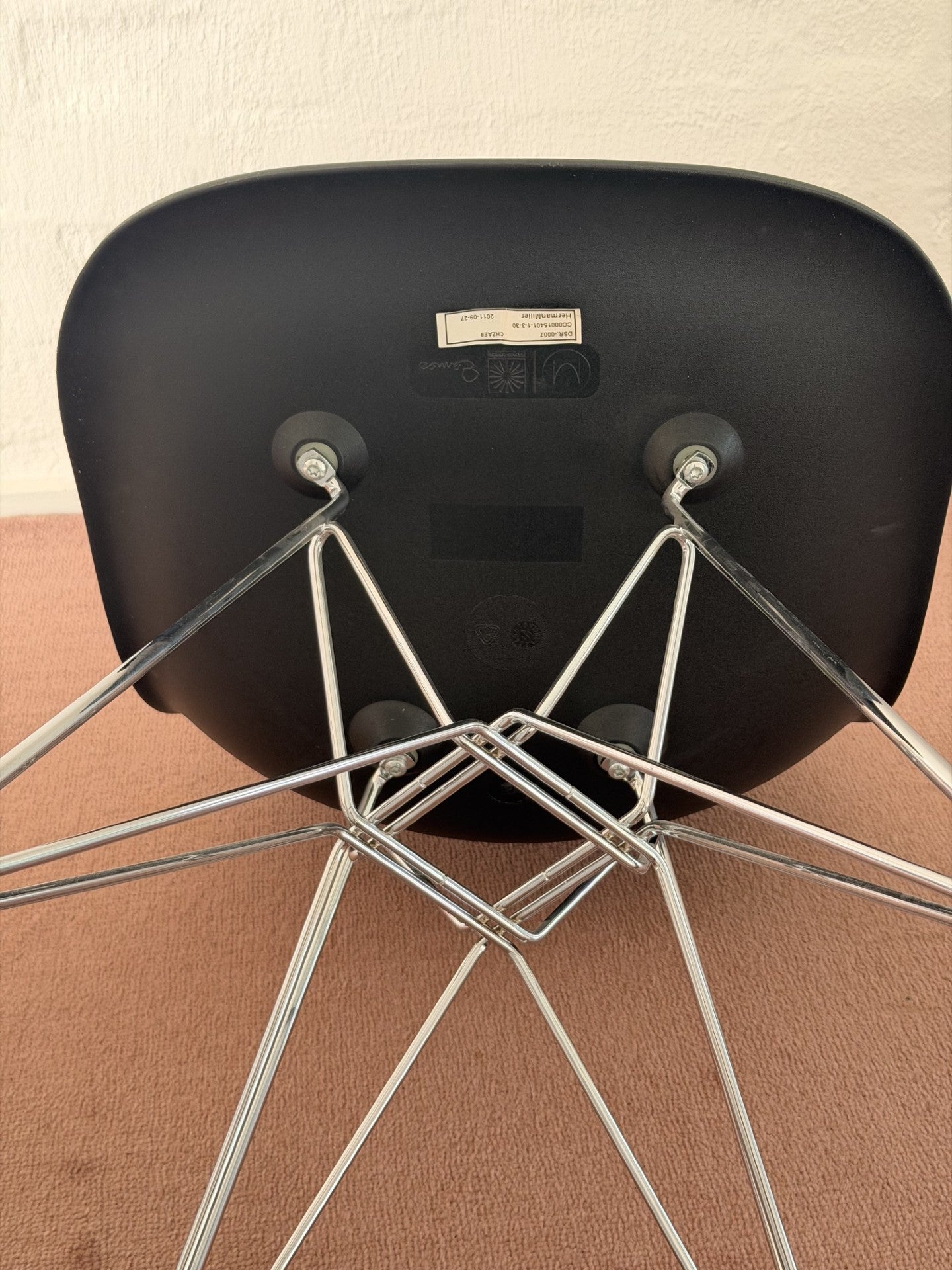 Herman Miller Eames DSR Dining Chairs