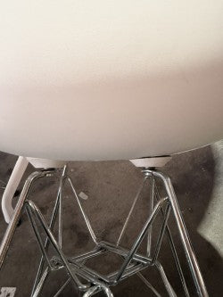 Eames Eiffel Chair in White