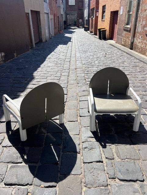 GAE AULENTI ‘L54’ Armchairs for Knoll